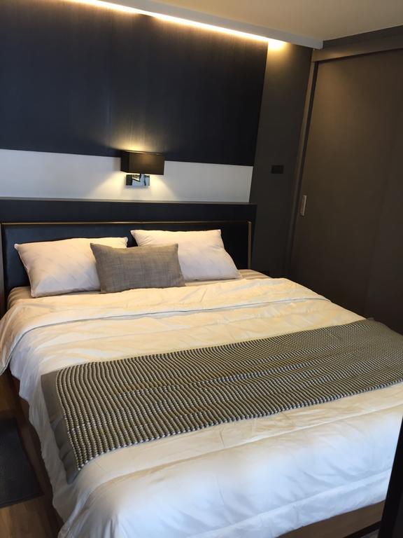S Bloc Saladaeng Bed and Breakfast Bangkok Exteriör bild