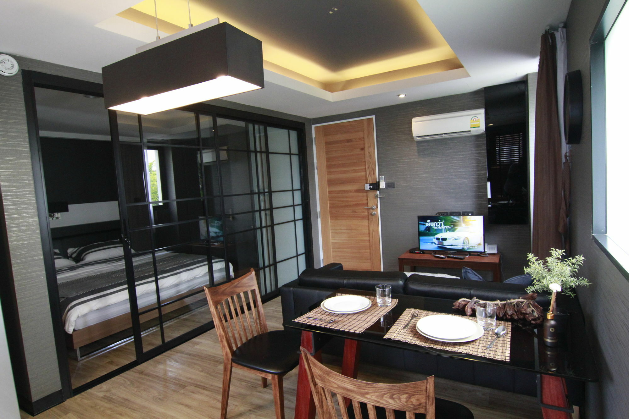 S Bloc Saladaeng Bed and Breakfast Bangkok Exteriör bild
