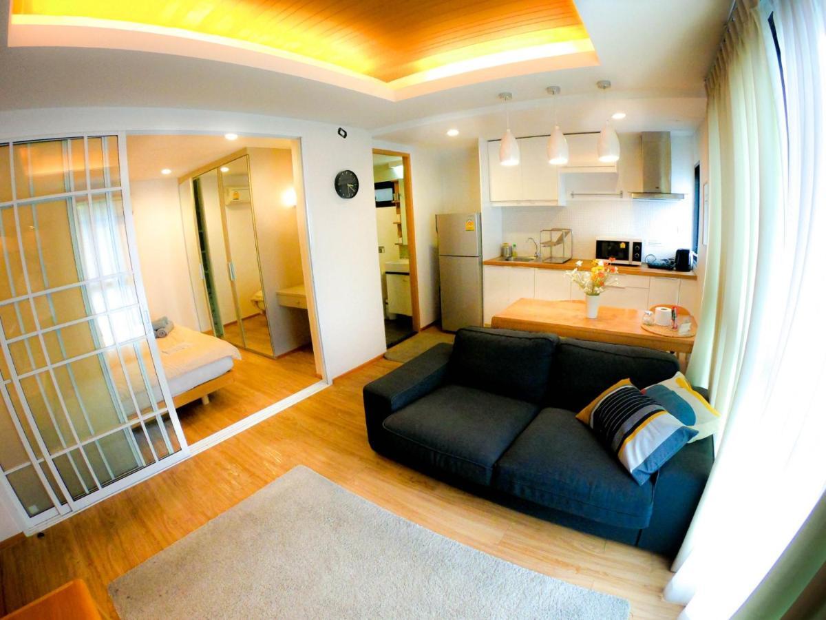 S Bloc Saladaeng Bed and Breakfast Bangkok Exteriör bild